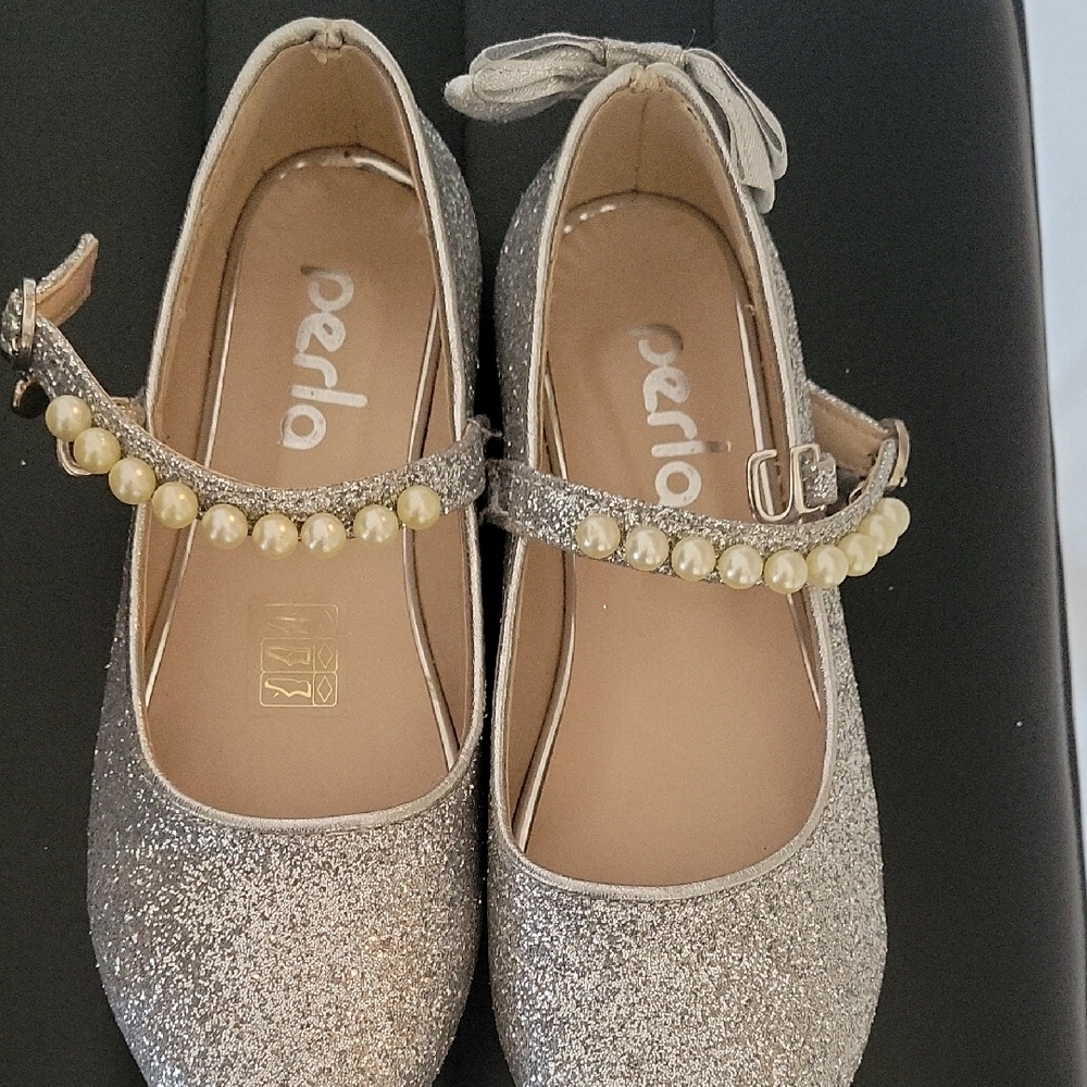 Girls' Silver Glitter Pearl Strap Mary Jane Shoes